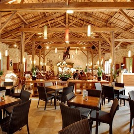 Glampingunterkunft: Restaurant 'Le Carrousel' - Cottage Key West Suite 5 auf Séquoia Parc