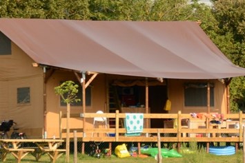Glampingunterkunft: Safari Lodge VIP 8 Personen auf Camping Village de La Guyonniere