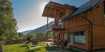 Luxuscamping - Bad und WC getrennt - Ferienhaus Deluxe mit Garten - Ferienhaus Deluxe am Seecamping Berghof