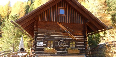 Luxuscamping - Skilift - Die Petra Hütte mit Platz für 7 Personen - Bergheim Schmidts Almhütten und Stellplätze